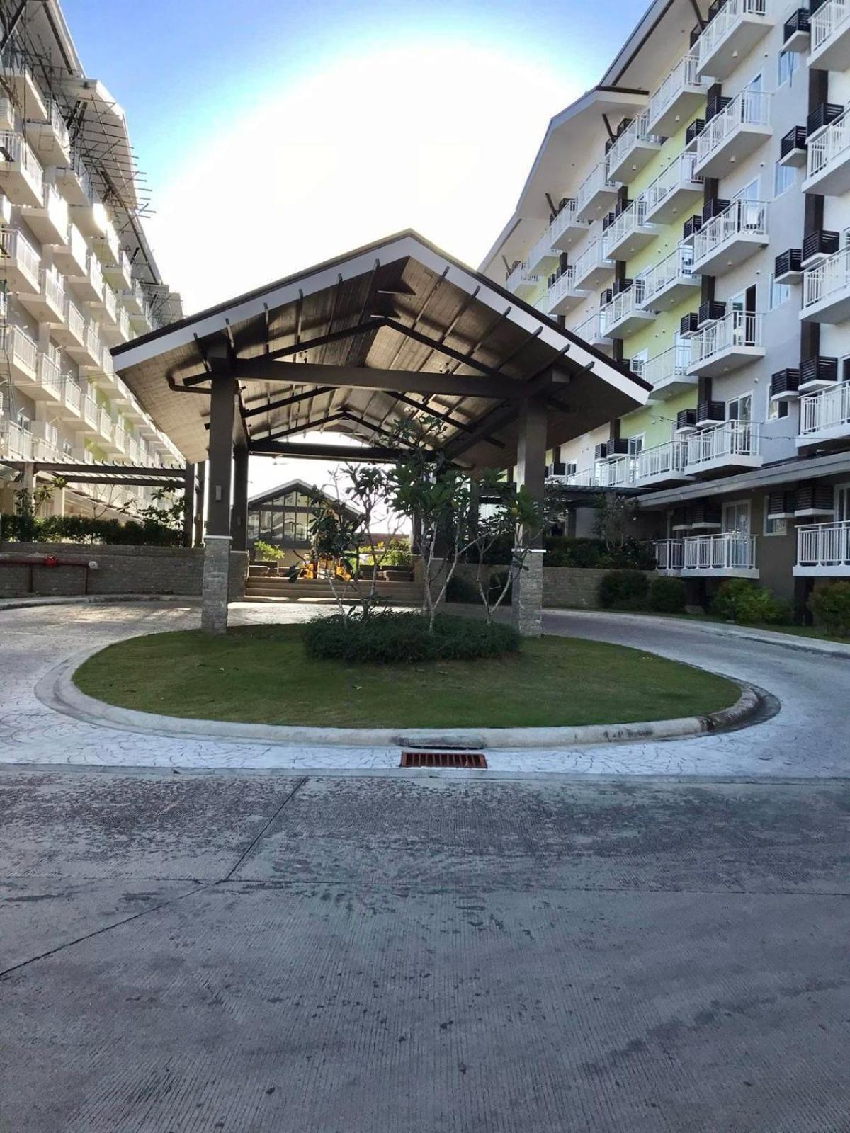 Vp - Amani Grand Resort Residences, 03 Minutes Away From Mactan Airport - Bldg B - Unit 522 Мактан Экстерьер фото