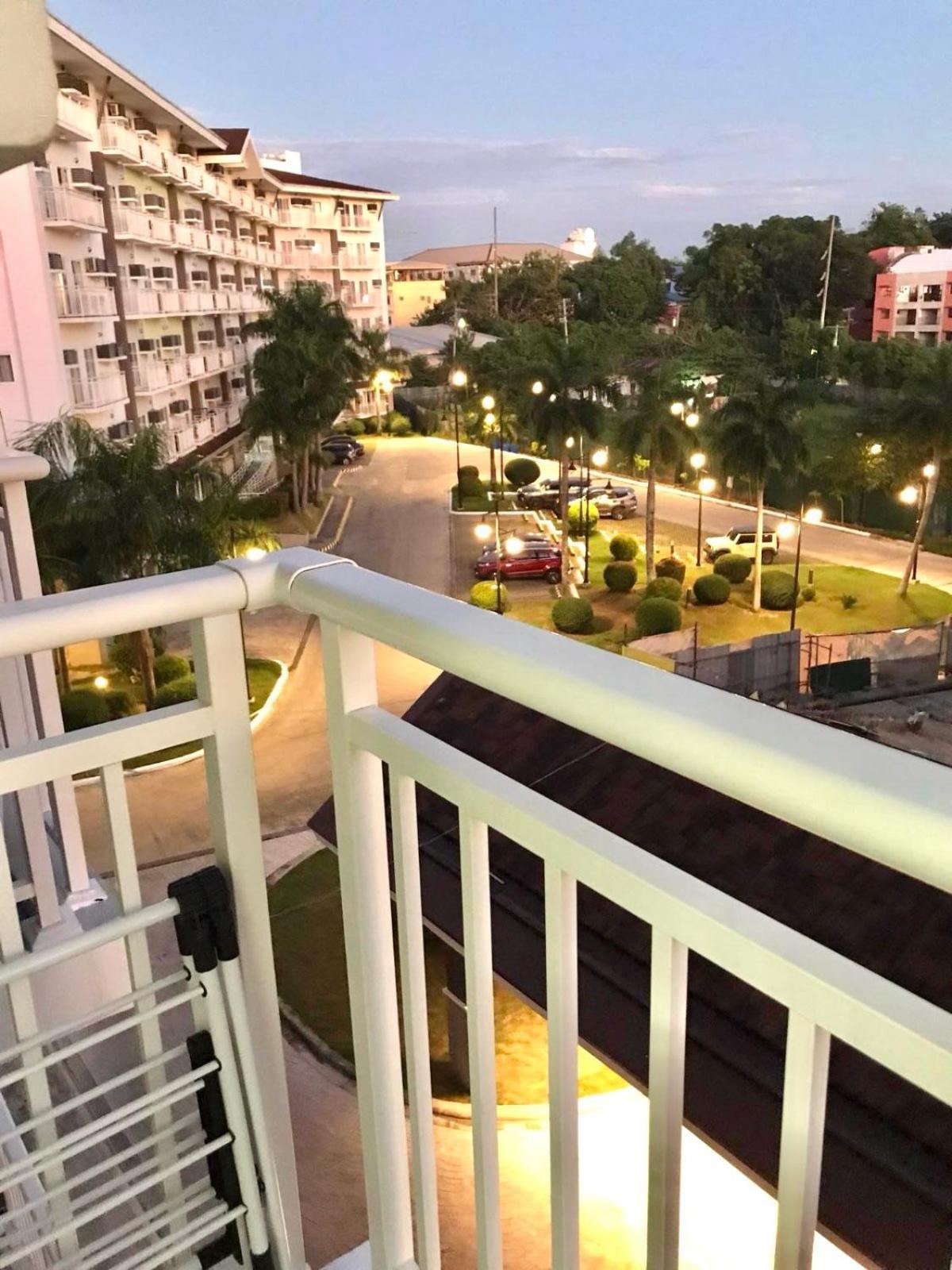 Vp - Amani Grand Resort Residences, 03 Minutes Away From Mactan Airport - Bldg B - Unit 522 Мактан Экстерьер фото